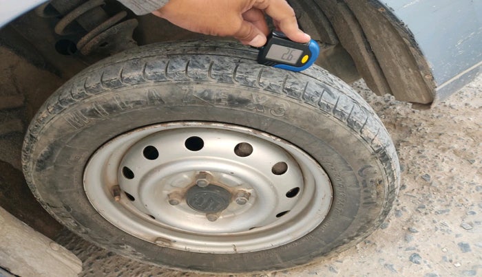 2011 Maruti Wagon R 1.0 LXI, Petrol, Manual, 1,55,892 km, tyre