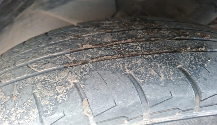 2022 KIA CARENS PRESTIGE 1.5 PETROL 7 STR, Petrol, Manual, 23,561 km, tyre