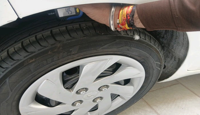 2021 Hyundai NEW SANTRO SPORTZ AMT, Petrol, Automatic, 91,049 km, tyre