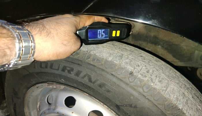 2015 Hyundai i10 ERA 1.1, Petrol, Manual, 63,824 km, tyre