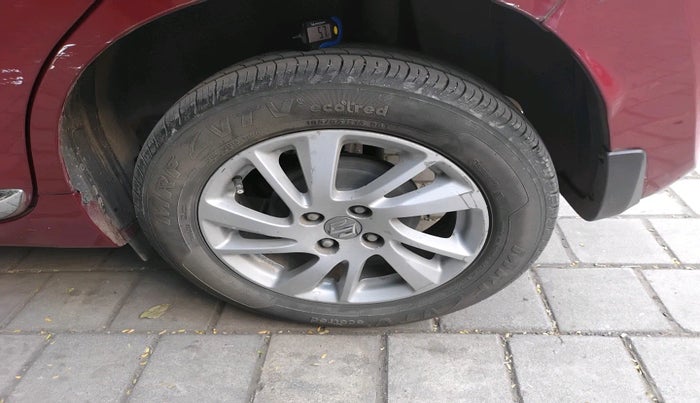 2023 Maruti Baleno DELTA 1.2 AGS, Petrol, Automatic, 34,452 km, tyre