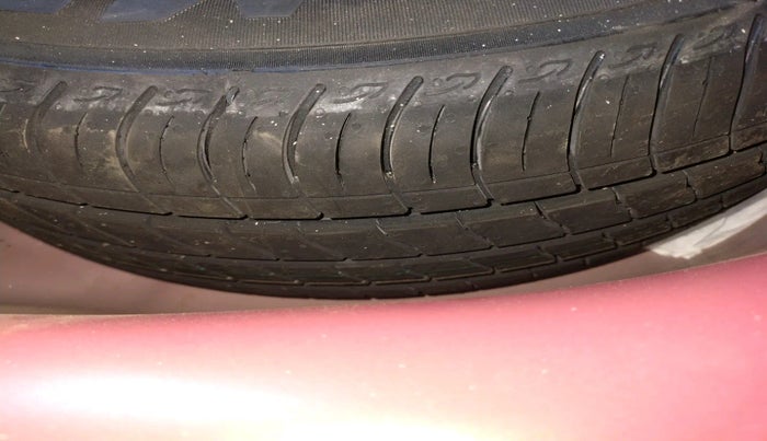 2023 Maruti Baleno DELTA 1.2 AGS, Petrol, Automatic, 34,452 km, tyre