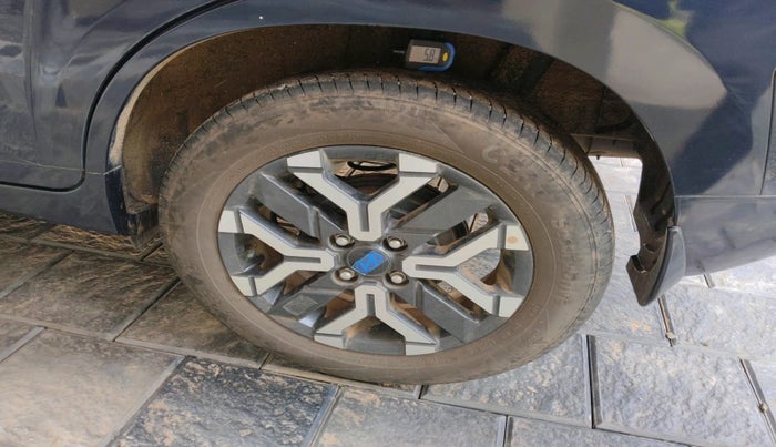 2024 Hyundai EXTER SX(O), Petrol, Manual, 8,590 km, tyre