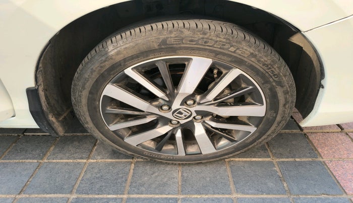 2023 Honda City 1.5L I-VTEC ZX CVT, Petrol, Automatic, 10,811 km, tyre