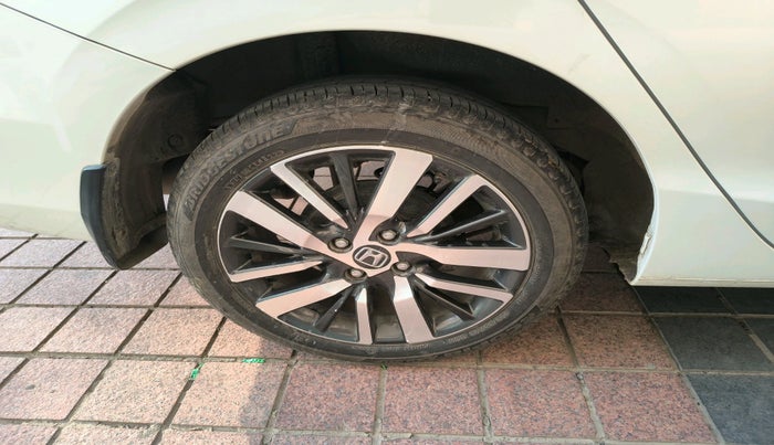 2023 Honda City 1.5L I-VTEC ZX CVT, Petrol, Automatic, 10,811 km, tyre