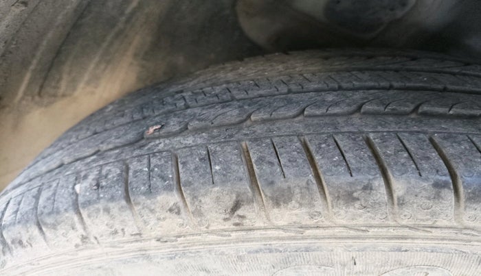 2022 KIA SELTOS HTK PLUS 1.5, Petrol, Manual, 18,870 km, tyre