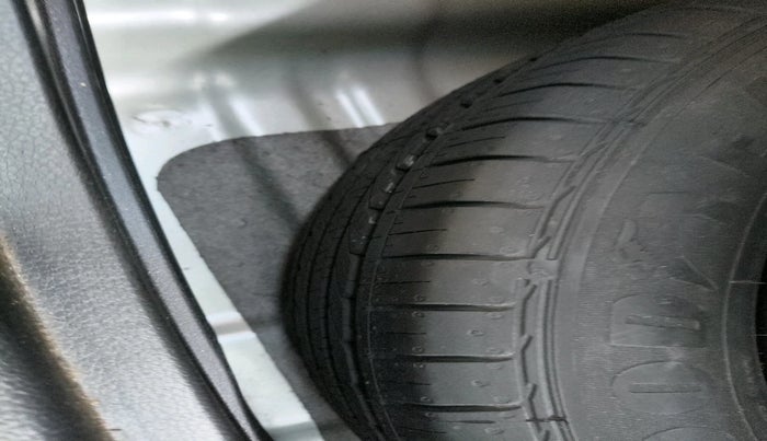 2022 KIA SELTOS HTK PLUS 1.5, Petrol, Manual, 18,870 km, tyre