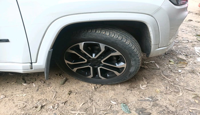 2021 Jeep Compass MODEL S (O) DIESEL 4X4 AT, Diesel, Automatic, 38,423 km, tyre