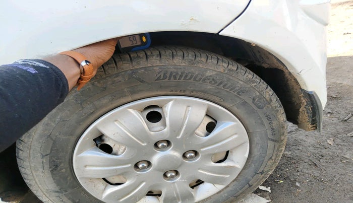 2011 Hyundai i10 ERA 1.1, Petrol, Manual, 91,804 km, tyre