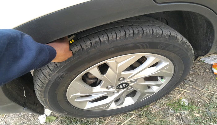 2021 Hyundai Creta SX 1.5 PETROL, Petrol, Manual, 62,091 km, tyre