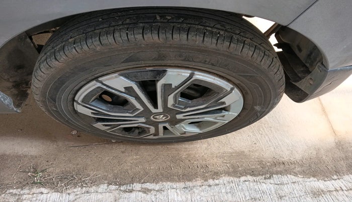 2014 Maruti Celerio VXI AMT, Petrol, Automatic, 91,561 km, tyre