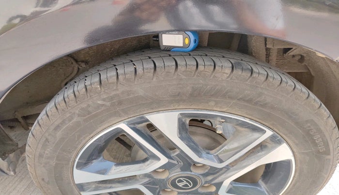 2022 Tata Tiago XZA PLUS PETROL, Petrol, Automatic, 73,647 km, tyre