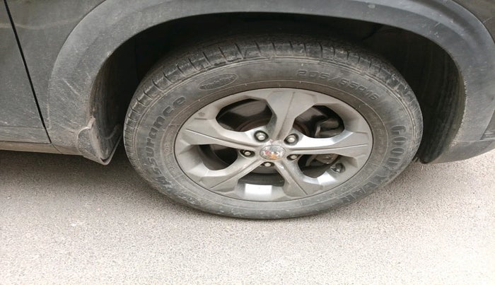 2021 KIA SELTOS HTK PLUS 1.5, Petrol, Manual, 21,996 km, tyre