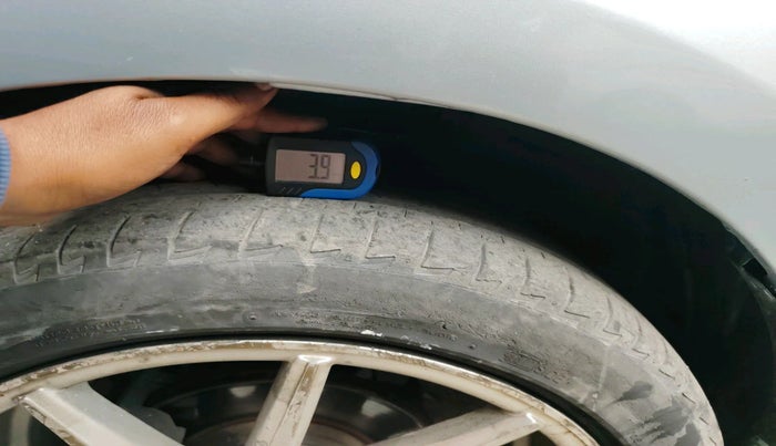 2023 Maruti Ertiga ZXI  CNG, Petrol, Manual, 46,168 km, tyre