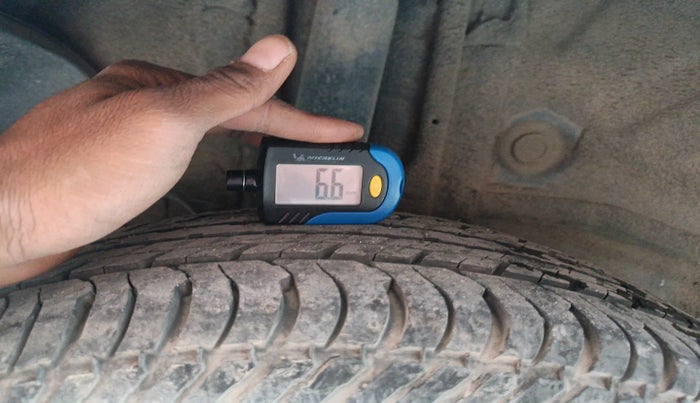 2014 Hyundai Elite i20 MAGNA 1.2, Petrol, Manual, 30,784 km, tyre