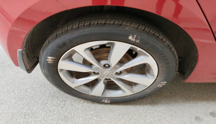 2016 Hyundai Elite i20 ASTA 1.2 (O), Petrol, Manual, 1,24,911 km, tyre