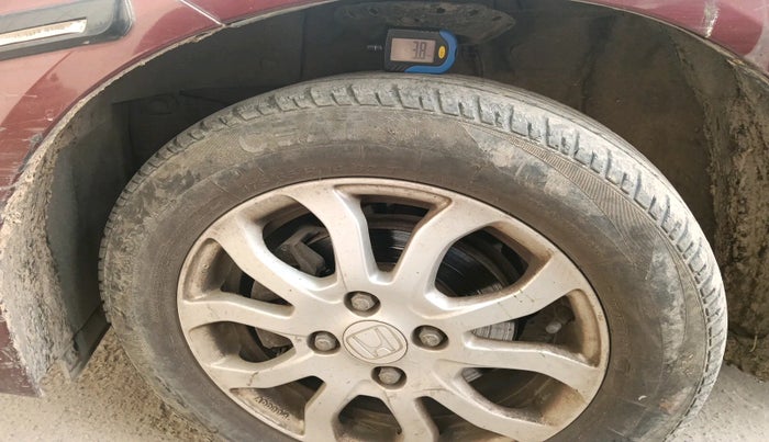 2015 Honda Amaze 1.2L I-VTEC VX, Petrol, Manual, 52,877 km, tyre