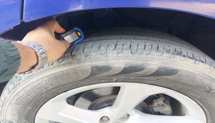 2018 Jaguar F- PACE PRESTIGE 2.0 DIESEL, Diesel, Automatic, 1,02,382 km, tyre