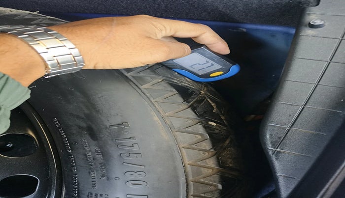 2018 Jaguar F- PACE PRESTIGE 2.0 DIESEL, Diesel, Automatic, 1,02,382 km, tyre