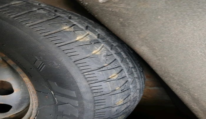 2012 Ford Figo EXI 1.2 PETROL, Petrol, Manual, 81,098 km, tyre