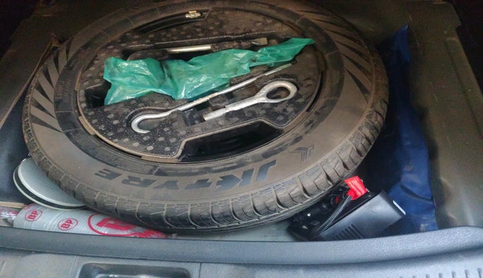 2017 Maruti S Cross ZETA 1.3, Diesel, Manual, 97,422 km, tyre