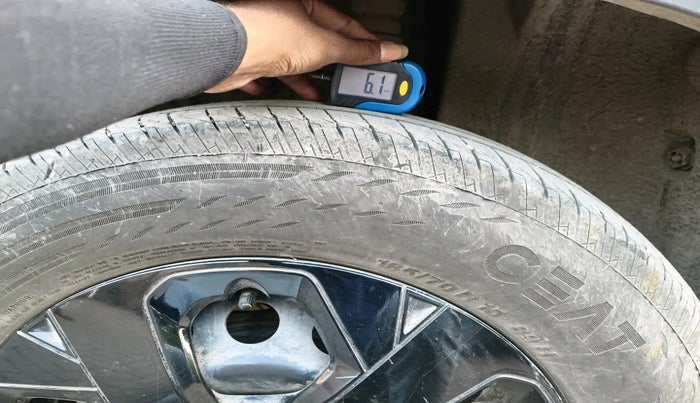 2024 Tata PUNCH ADVENTURE RHYTHM CNG MT, Petrol, Manual, 5,396 km, tyre