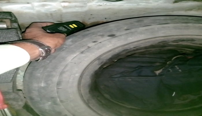 2017 Honda Amaze 1.5L I-DTEC SX, Diesel, Manual, 1,26,627 km, tyre