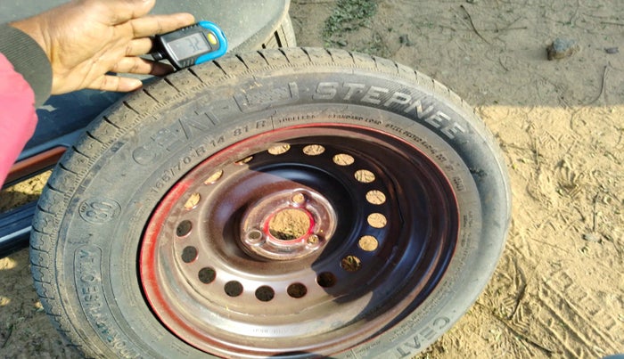 2021 Renault Kwid CLIMBER 1.0 (O), Petrol, Manual, 19,487 km, tyre