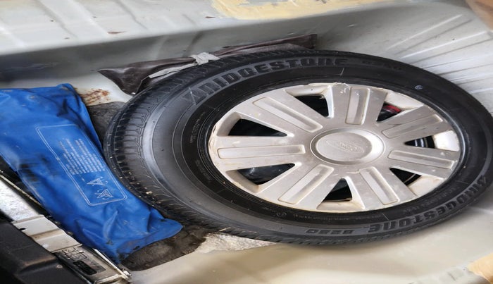 2015 Honda City 1.5L I-VTEC SV, Petrol, Manual, 96,681 km, tyre