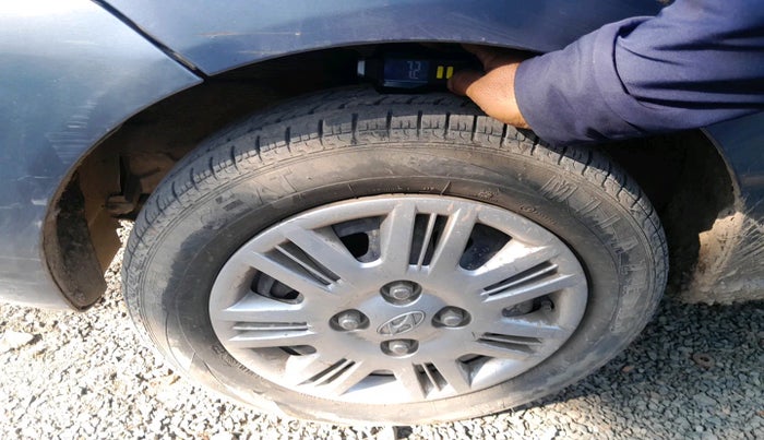 2010 Hyundai Santro Xing GLS, Petrol, Manual, 1,04,299 km, tyre