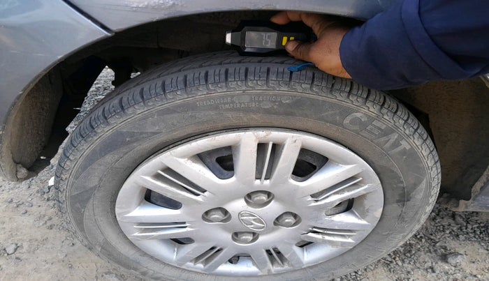 2010 Hyundai Santro Xing GLS, Petrol, Manual, 1,04,299 km, tyre