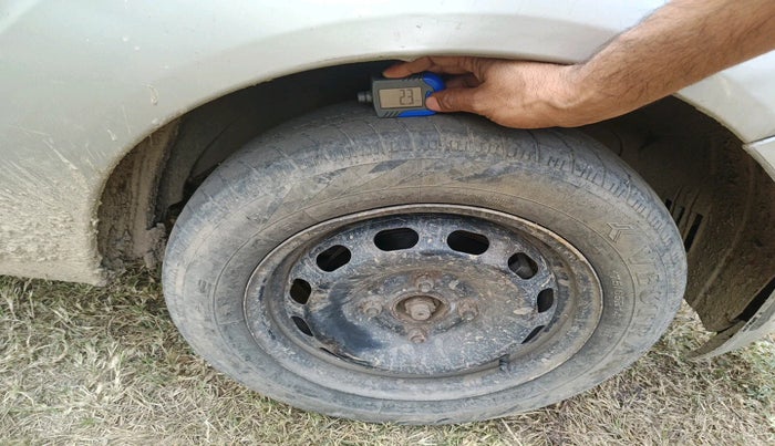 2011 Ford Figo EXI 1.2 PETROL, Petrol, Manual, 73,527 km, tyre