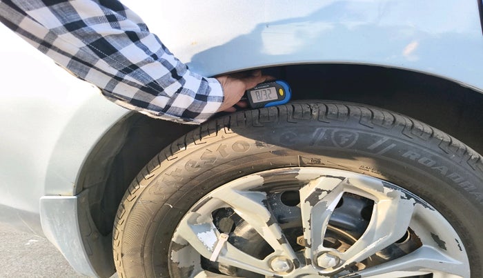 2012 Maruti Ertiga VDI, Diesel, Manual, 1,15,248 km, tyre