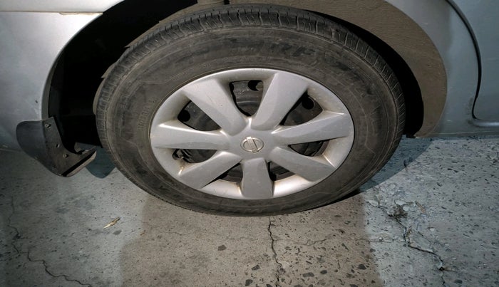 2012 Nissan Sunny XL, Petrol, Manual, 96,045 km, tyre