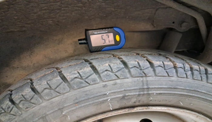 2010 Maruti Wagon R 1.0 LXI, Petrol, Manual, 1,20,510 km, tyre