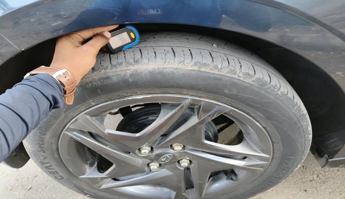 2021 Hyundai NEW I20 SPORTZ 1.2 MT, Petrol, Manual, 52,516 km, tyre