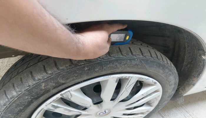 2012 Maruti Wagon R 1.0 VXI, Petrol, Manual, 86,160 km, tyre