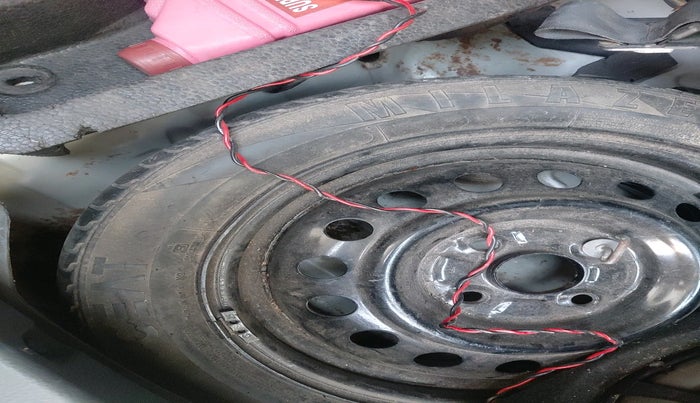 2012 Maruti Wagon R 1.0 VXI, Petrol, Manual, 86,160 km, tyre