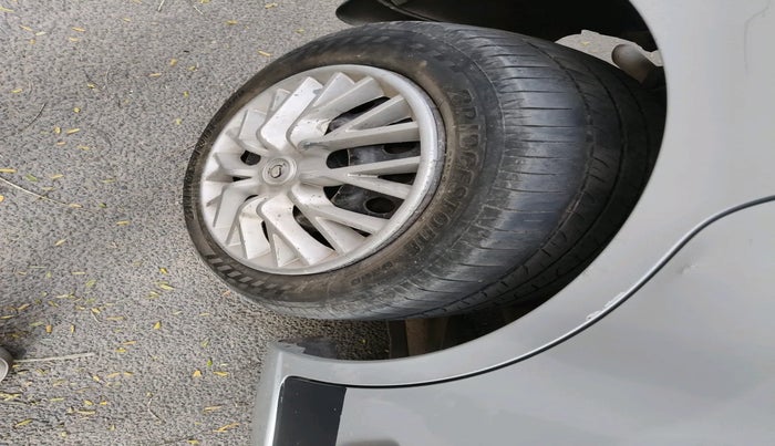 2012 Maruti Wagon R 1.0 VXI, Petrol, Manual, 1,18,953 km, tyre