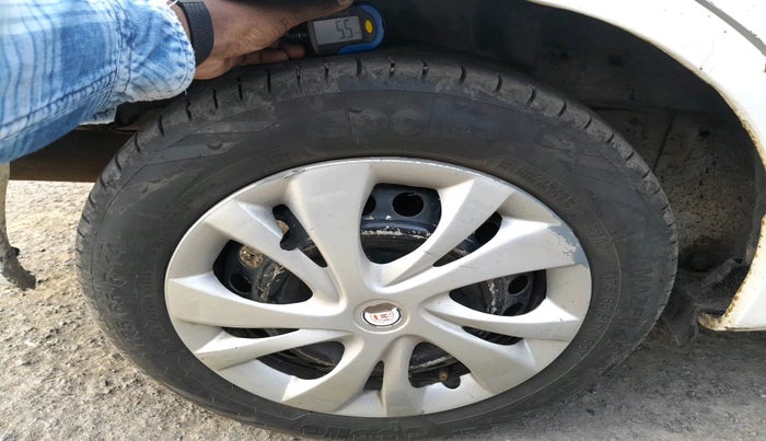 2013 Honda Amaze 1.2L I-VTEC S, Petrol, Manual, 1,20,123 km, tyre