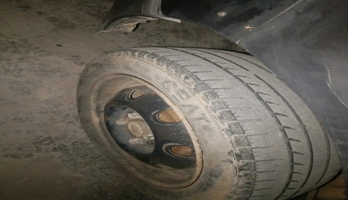 2017 Maruti Alto K10 VXI, Petrol, Manual, 52,347 km, tyre