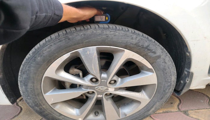 2016 Hyundai Elite i20 ASTA 1.2, Petrol, Manual, 48,837 km, tyre