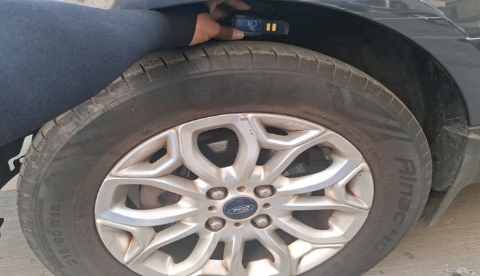 2013 Ford Ecosport TITANIUM 1.0L ECOBOOST, Petrol, Manual, 72,961 km, tyre