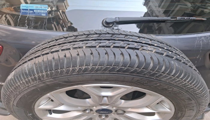 2013 Ford Ecosport TITANIUM 1.0L ECOBOOST, Petrol, Manual, 72,961 km, tyre