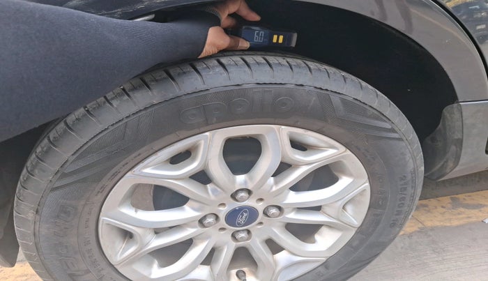 2013 Ford Ecosport TITANIUM 1.0L ECOBOOST, Petrol, Manual, 72,961 km, tyre