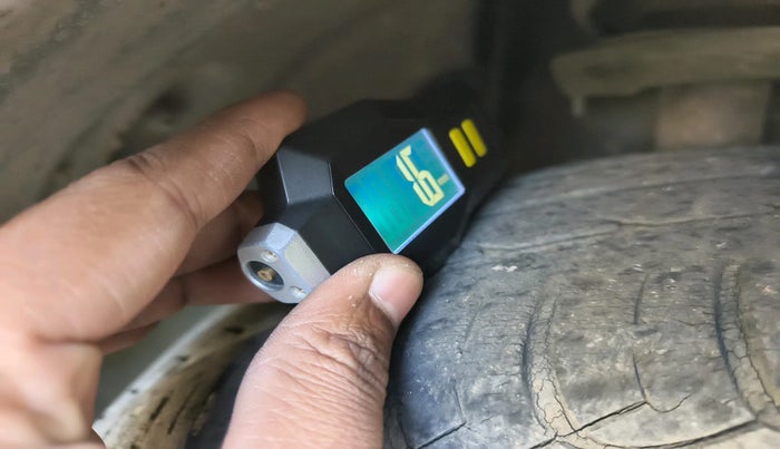 2016 Tata Tiago XZ PETROL, Petrol, Manual, 36,558 km, tyre