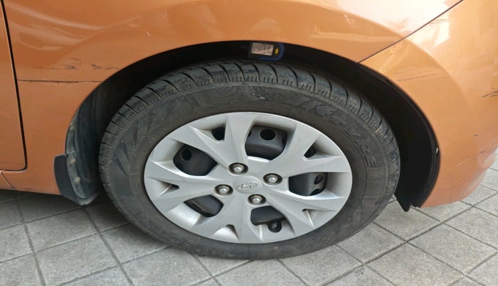 2014 Hyundai Grand i10 SPORTZ 1.2 KAPPA VTVT, Petrol, Manual, 52,738 km, tyre