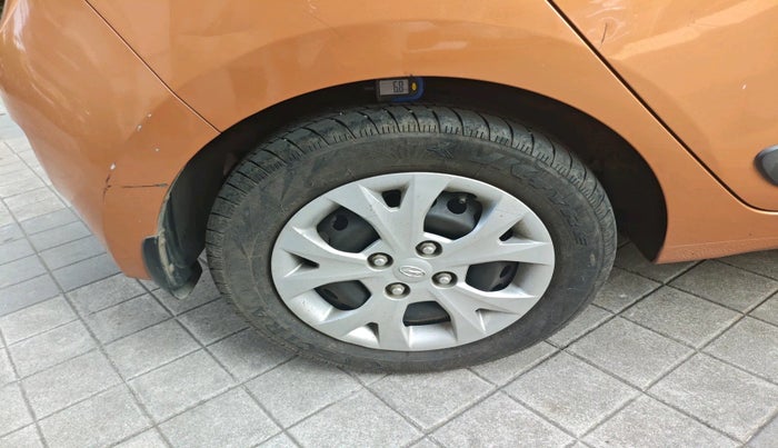 2014 Hyundai Grand i10 SPORTZ 1.2 KAPPA VTVT, Petrol, Manual, 52,738 km, tyre