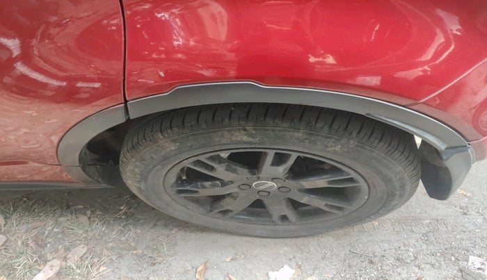 2012 Landrover Range Rover Evoque PURE SD4, Diesel, Automatic, 1,35,201 km, tyre