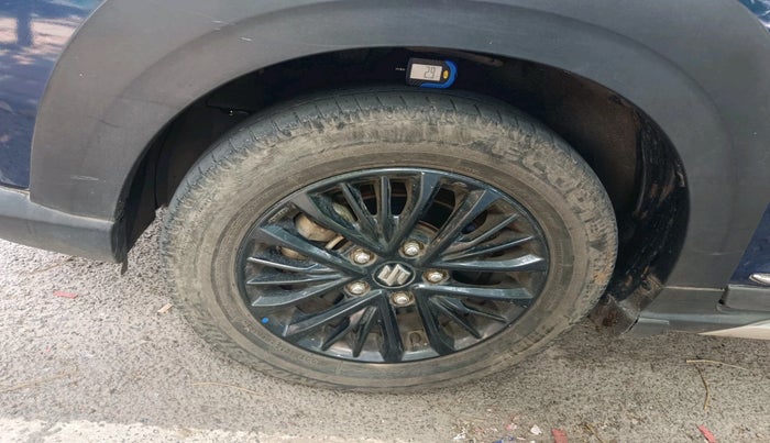 2021 Maruti XL6 ALPHA MT, Petrol, Manual, 32,716 km, tyre